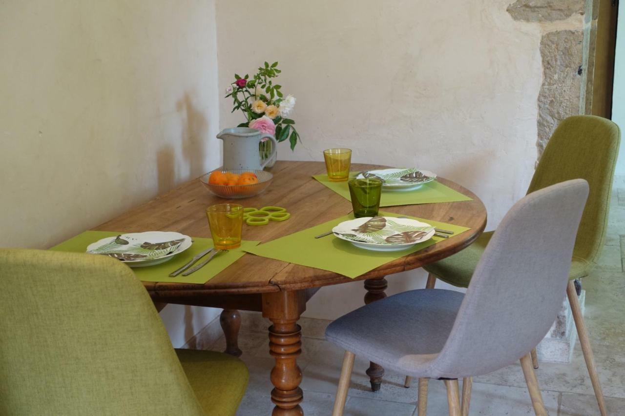 Gite Des Quatre Chemins La Vineuse エクステリア 写真